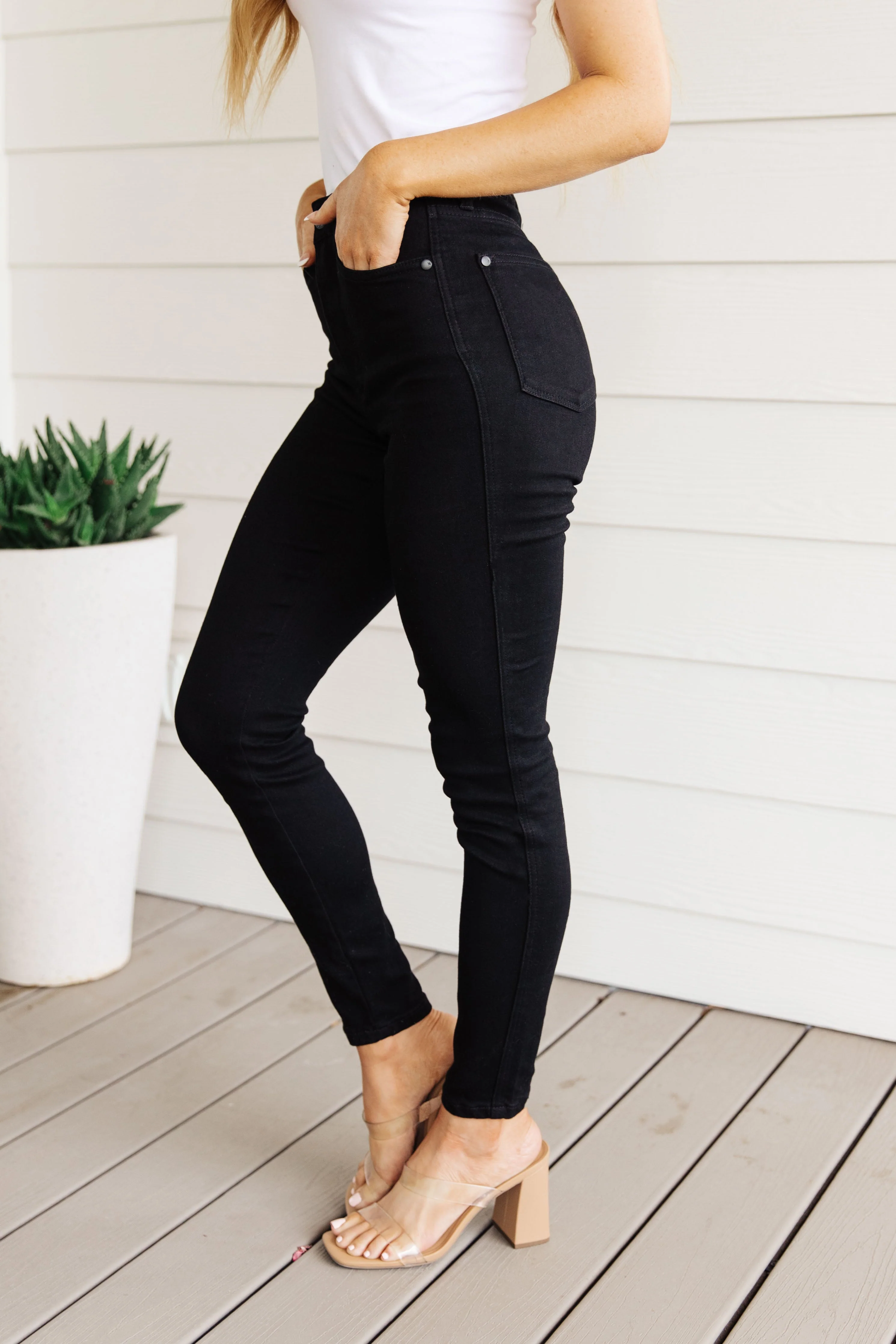 Blue Audrey High Rise Control Top Classic Skinny Jeans in Black