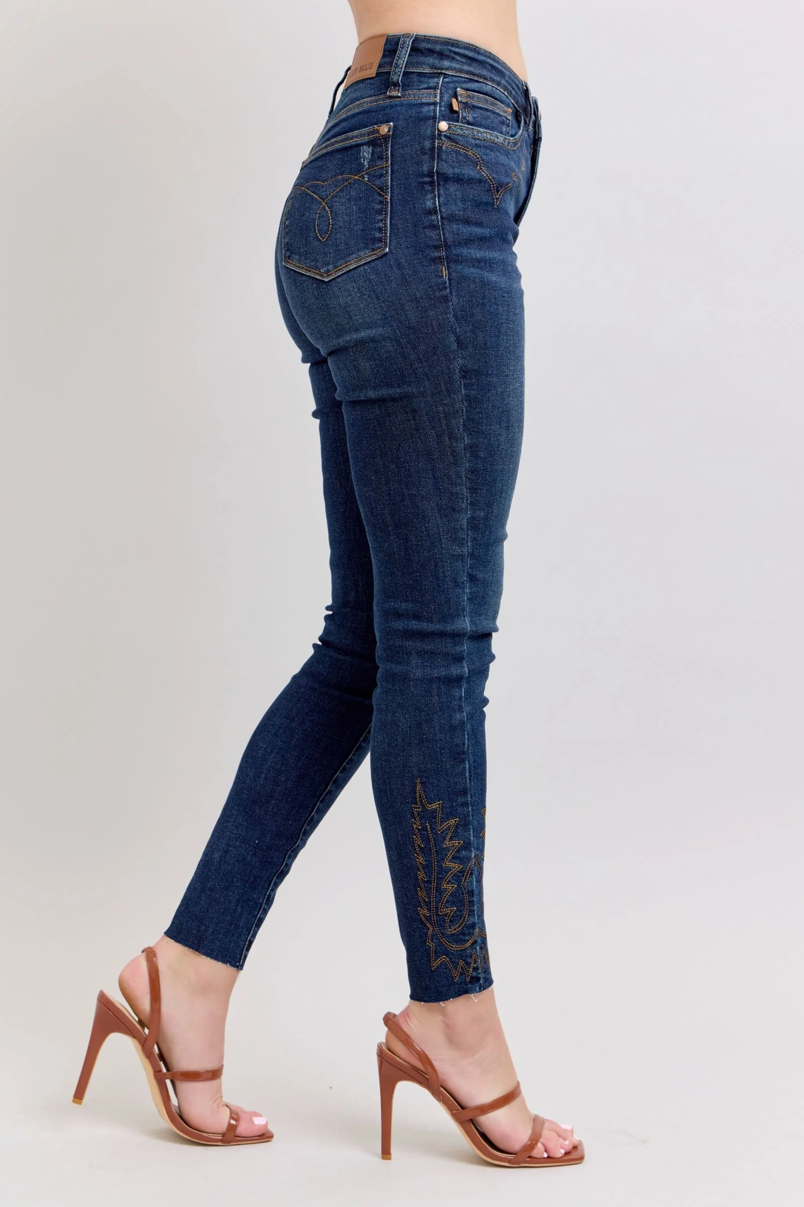 Blue Full Size Embroidered High Rise Skinny Jeans Plus Size