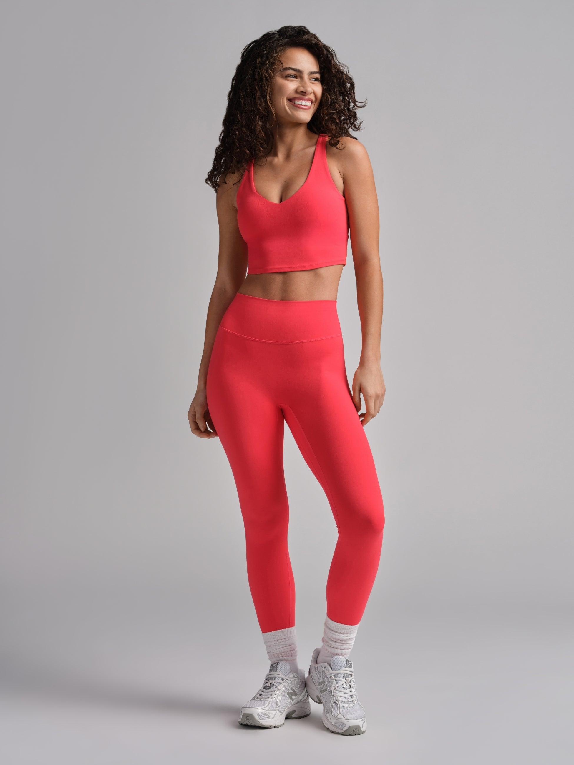 ComfrtCore™ V-Neck Crop Tank