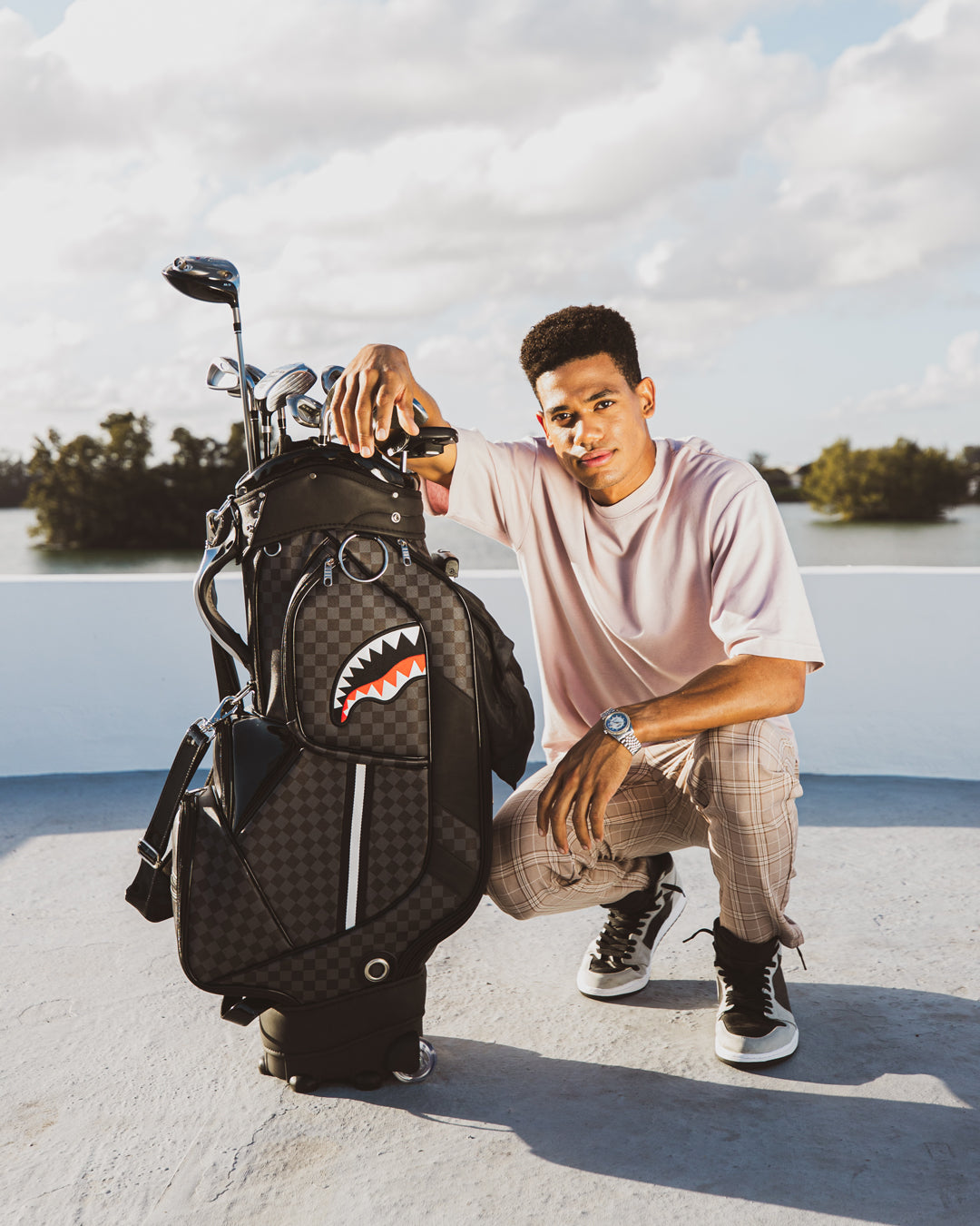 HENNY AIIR TO THE THRONE PRO GOLF BAG