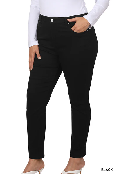 Plus Size High-Rise Skinny Jeans in Black