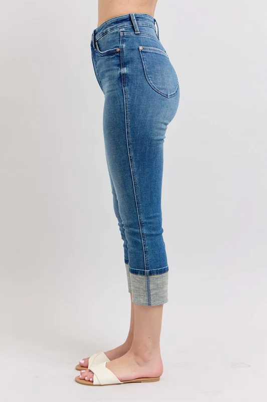 Blue Full Size Skinny Cuff Capris Jeans with Pockets Plus Size