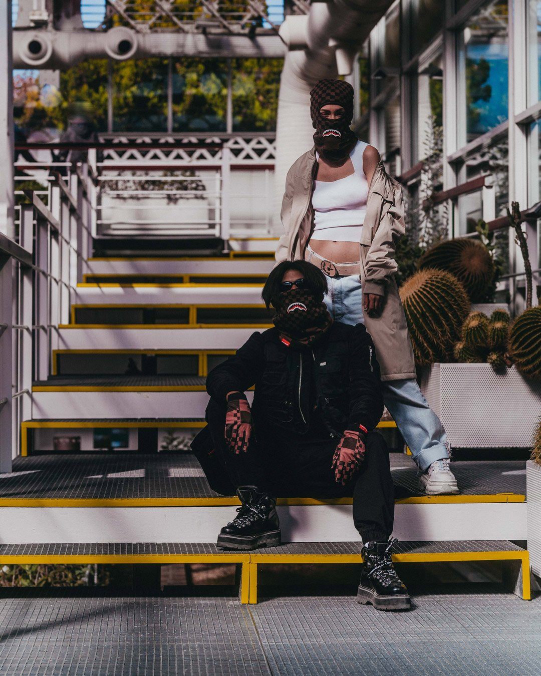 XTC SHARKS IN PARIS GLOVES