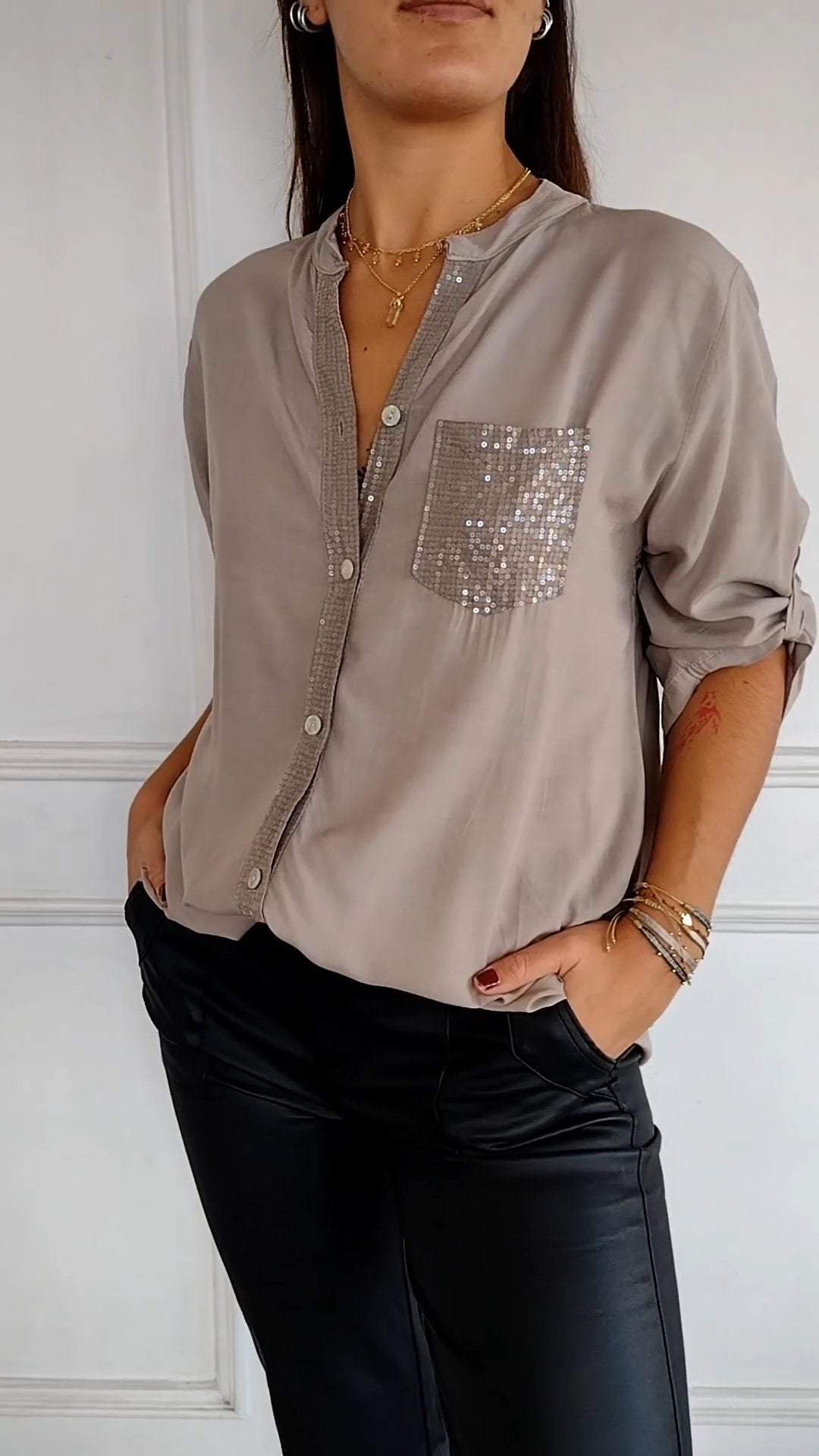 Women V-neck Sequin Mid-sleeve Casual Top